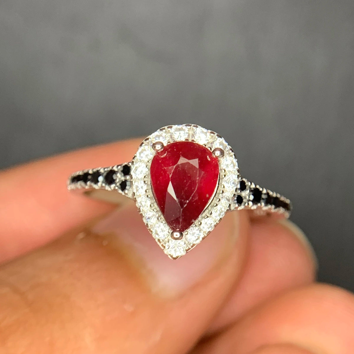 Natuurlijke Robijn Ring met Spinel – 925 Sterling Zilver – Rhodium Plated