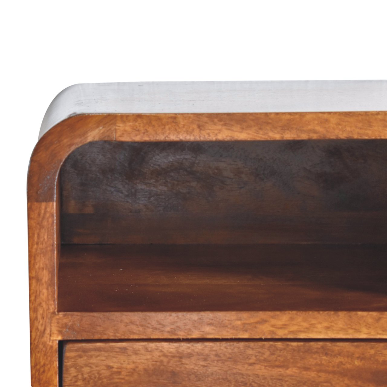 Handgemaakte -Mini wandkastje – kastanje – gebogen – open vak – compact formaat