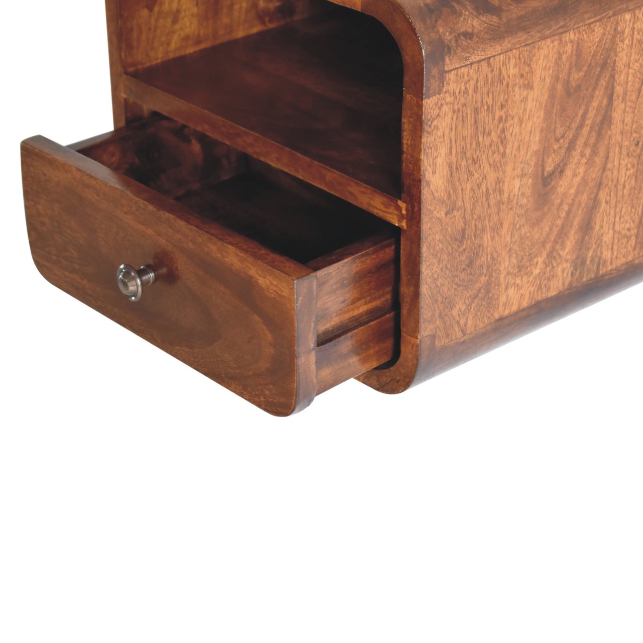 Handgemaakte -Mini wandkastje – kastanje – gebogen – open vak – compact formaat