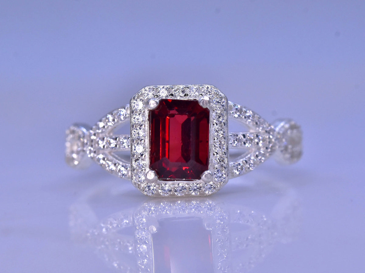Natuurlijke Rode Granaat Damesring 11,60 CT – 925 Zilver