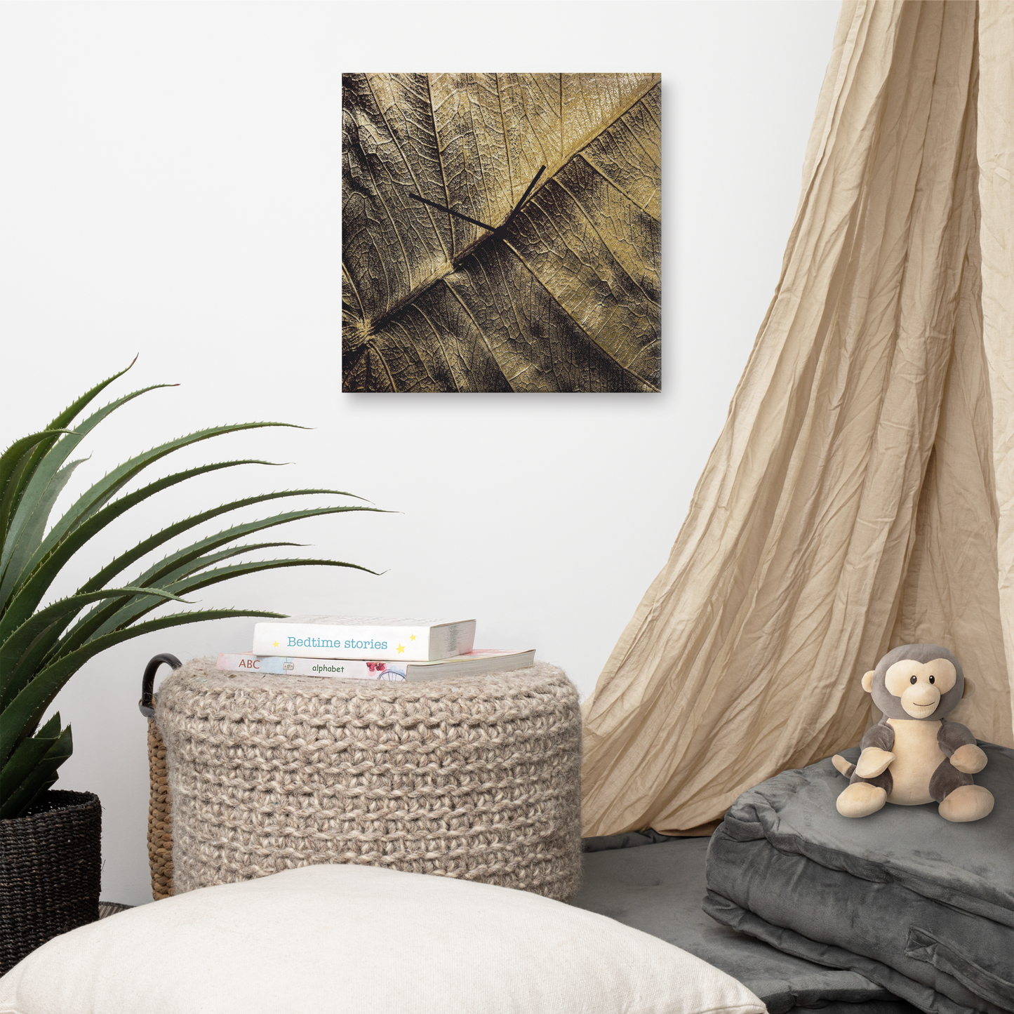 Noctis Aurum acrylglas wandklok met bladgoud – luxe designklok