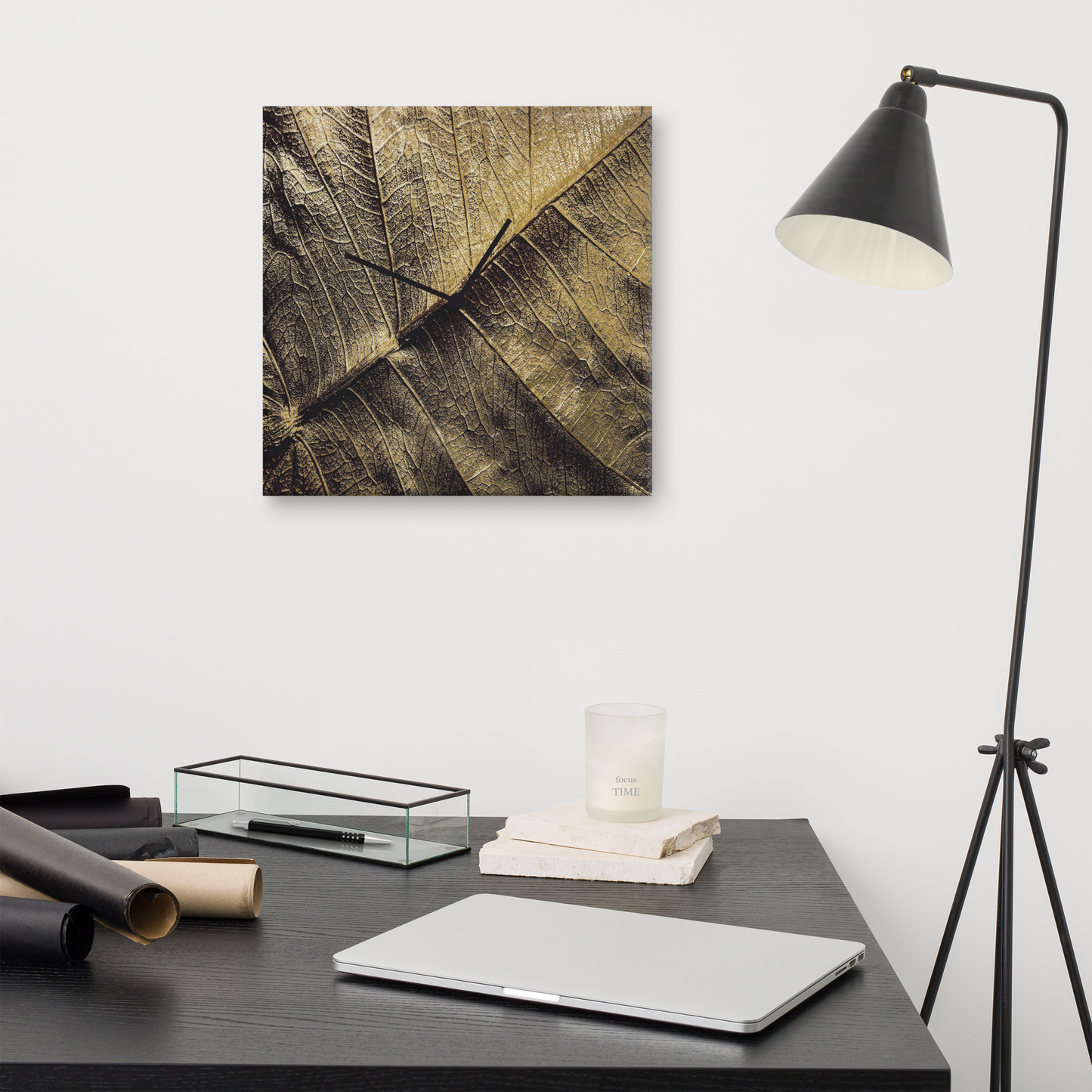 Noctis Aurum acrylglas wandklok met bladgoud – luxe designklok