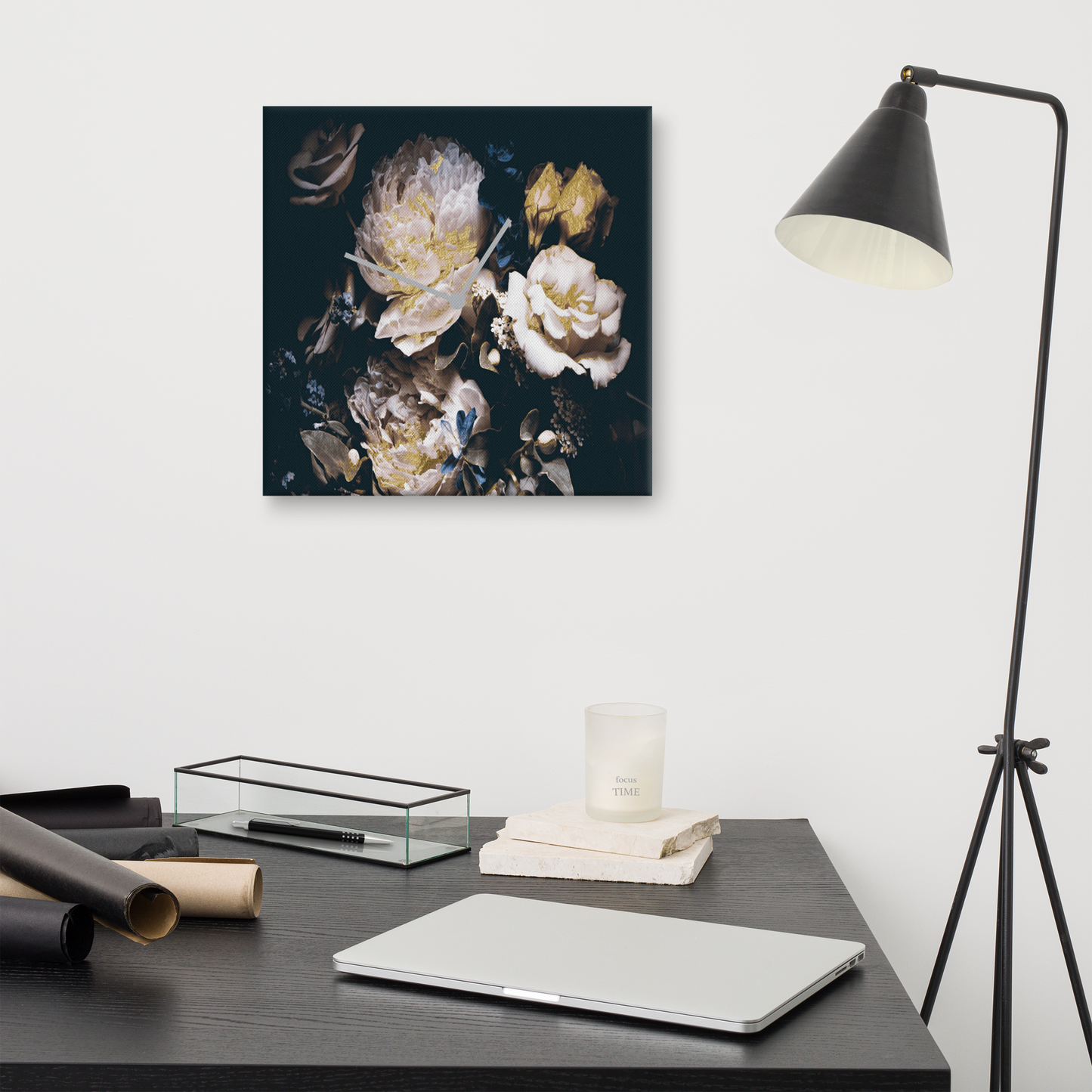 Golden Flower acrylglas wandklok met bladgoud – luxe designklok
