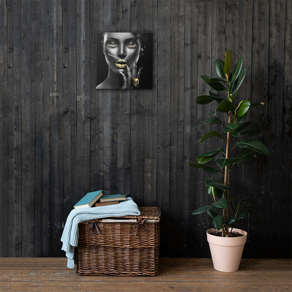 Acrylglas wandklok “Black & White Woman” met bladgoud – design kunstklok