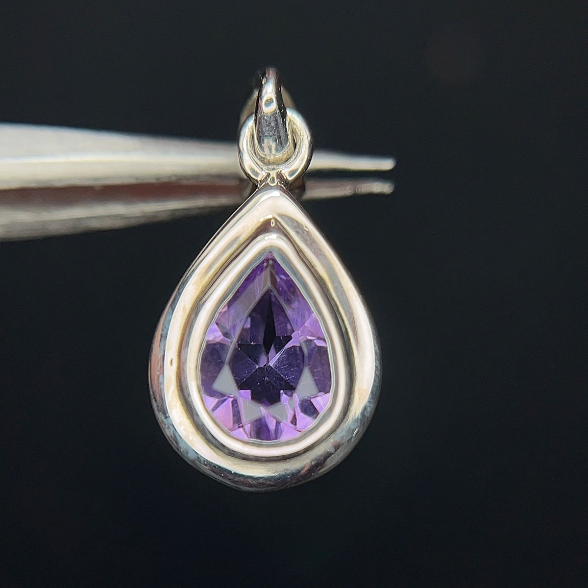 Natuurlijke amethisthanger – 7.00 ct, gerhodineerd, 925 sterling zilver