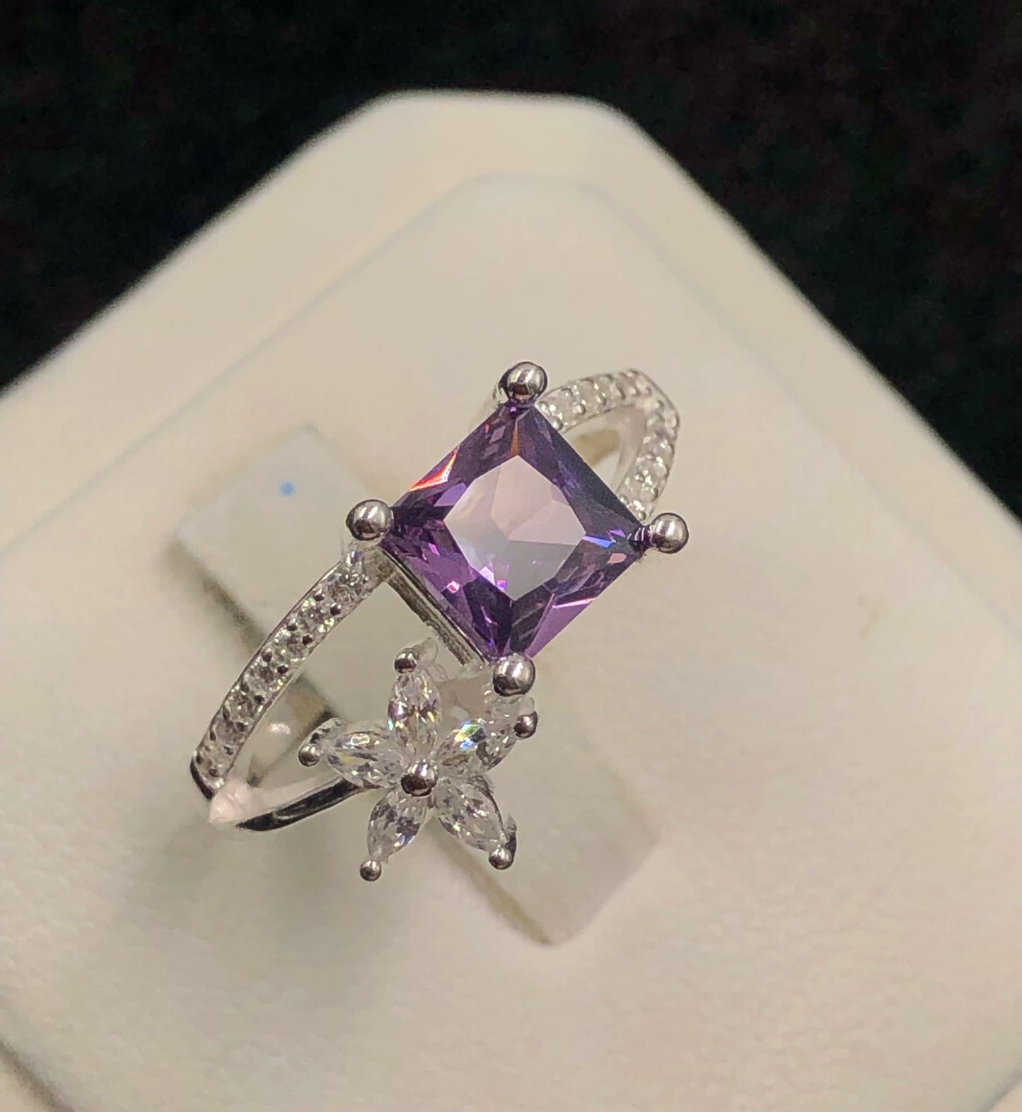 Ring van 925 zilver met 12,10 ct cubic zirconia