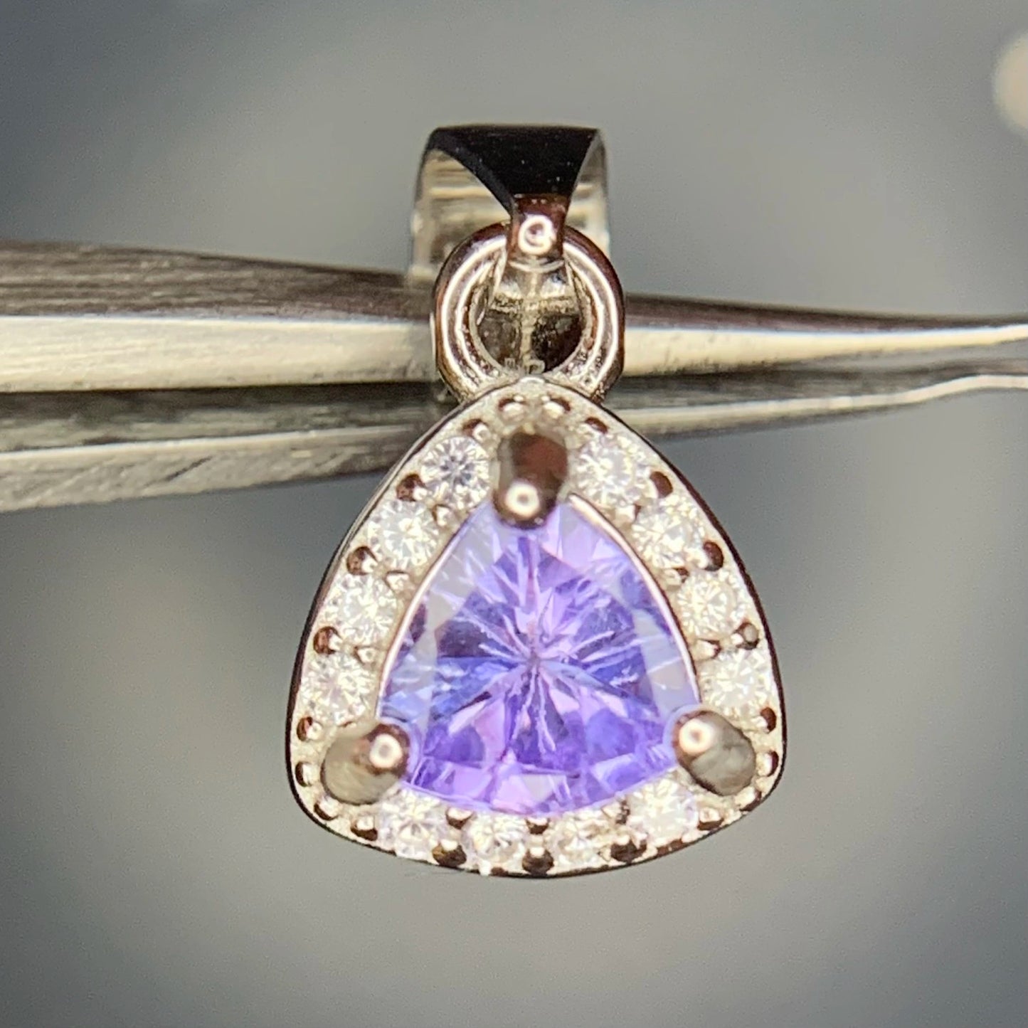 4.00 CT Natural Tanzanite With CZ Pendant in 925 Silver with Rhodium Plated