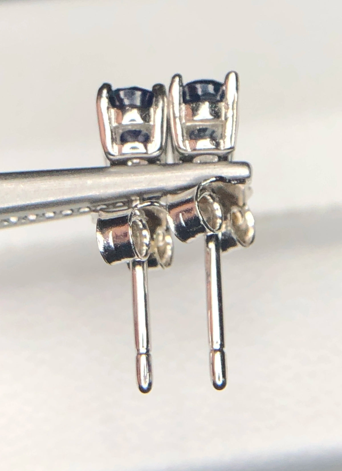 Natuurlijke Royal Blue Saffier Oorstekers 3,85 ct – 925 Sterling Zilver Rhodium Plated
