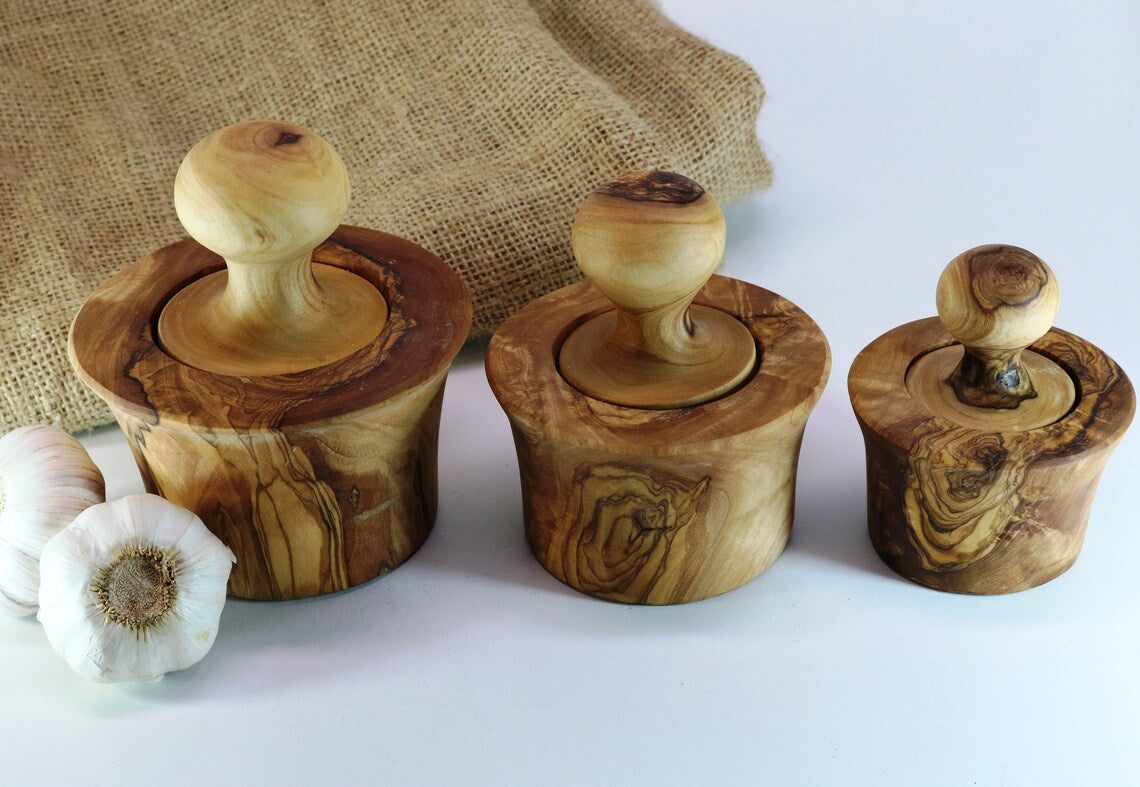 Natuurlijke olijfhouten knoflook pers
