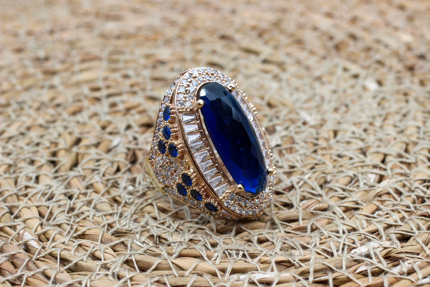 Saffier Dames Ring
