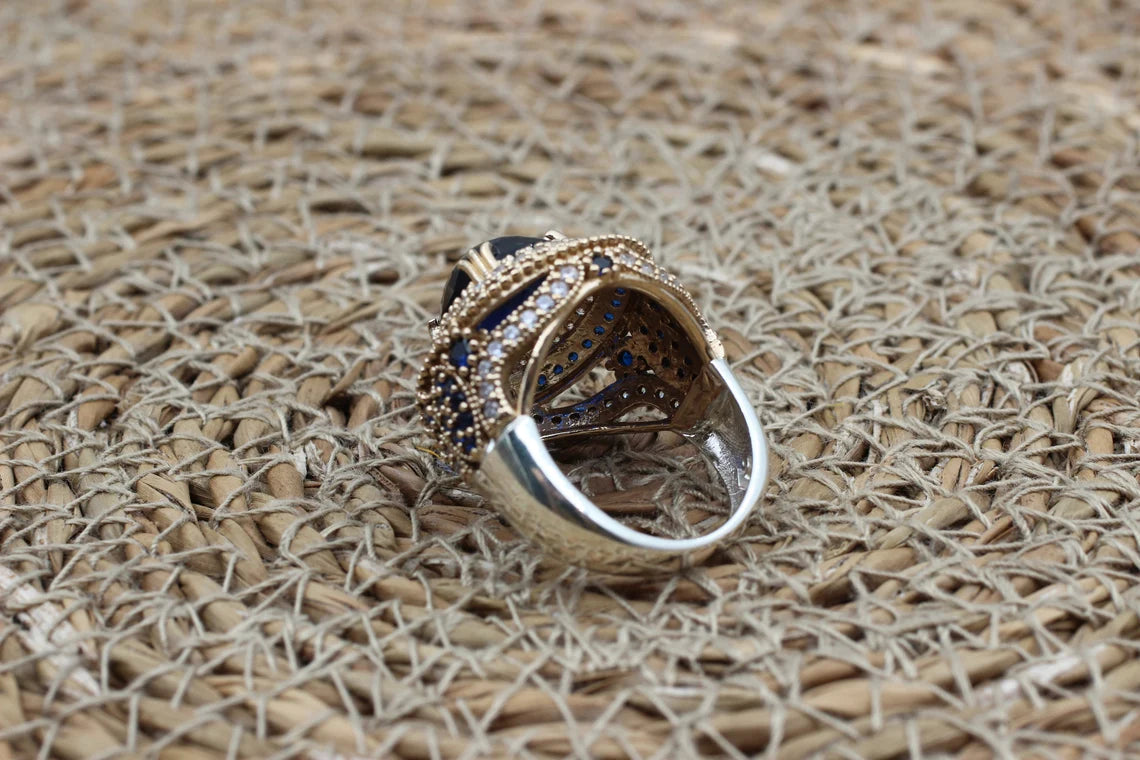 Unieke Saffier & Zilver Ring - Handgemaakt & Op Bestelling Gemaakt