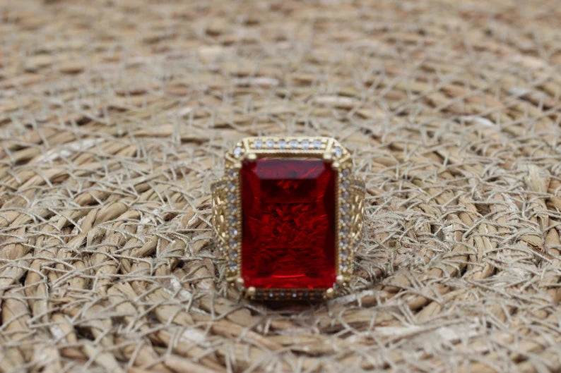 De ultieme schoonheid - Handgemaakte Robijnrode Ring