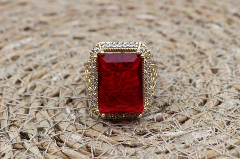 De ultieme schoonheid - Handgemaakte Robijnrode Ring