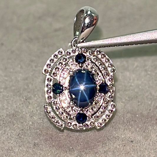 Natuurlijke saffierhanger – blauw, 925 sterling zilver