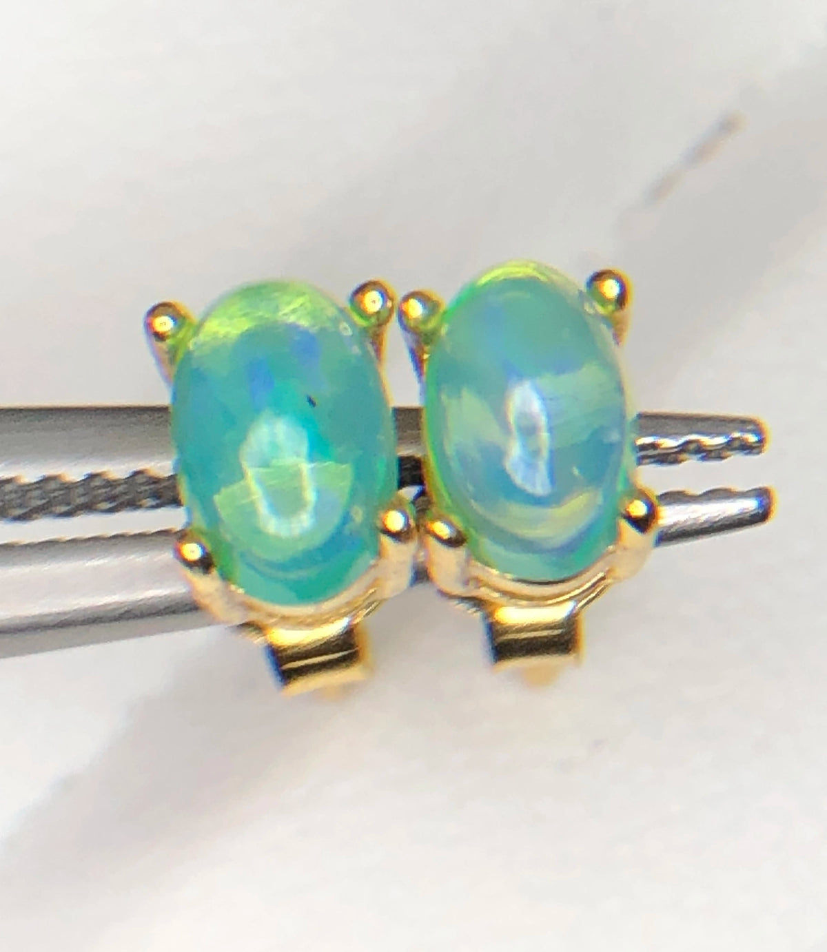 Natuurlijke Groene Opaal Oorbellen – 4,90 ct – 925 Zilver