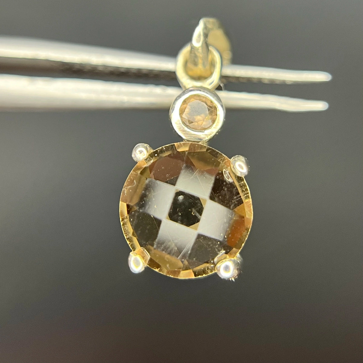 Natuurlijke rookkwartshanger – 7.46 ct, gerhodineerd, 925 sterling zilver