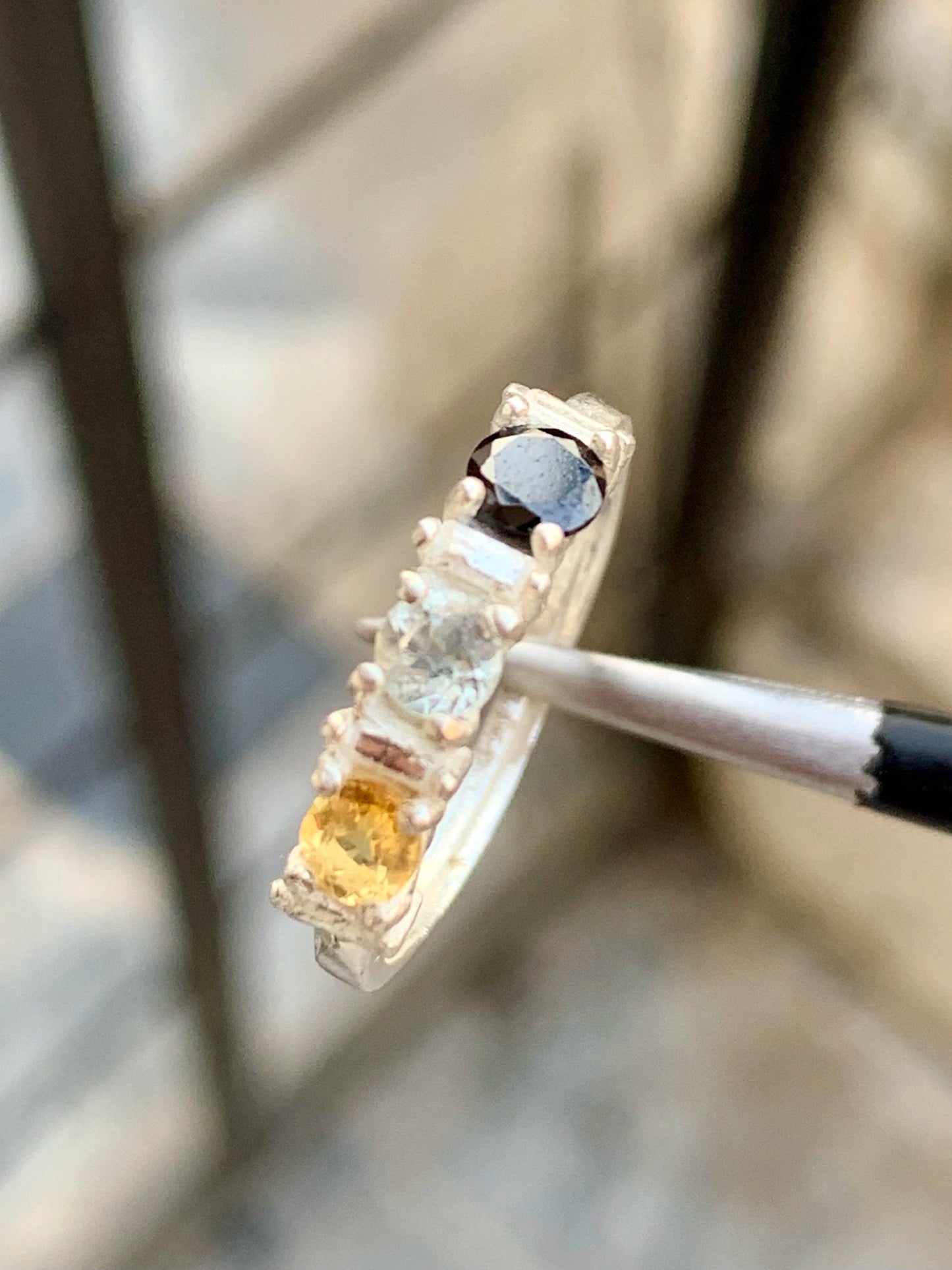 Zilveren ring met 9 ct prasioliet en toermalijn