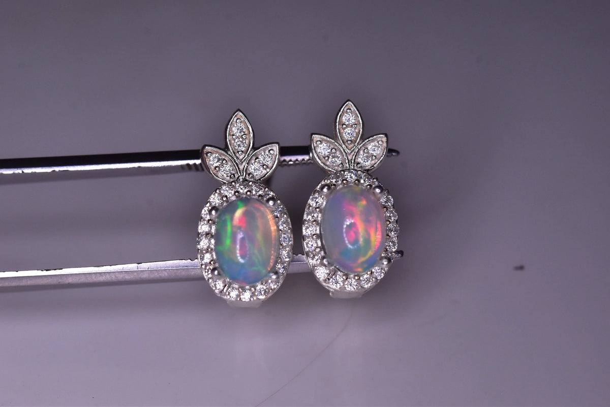 Natuurlijke Witte Opaal Oorbellen – 925 Sterling Zilver – Elegant Design