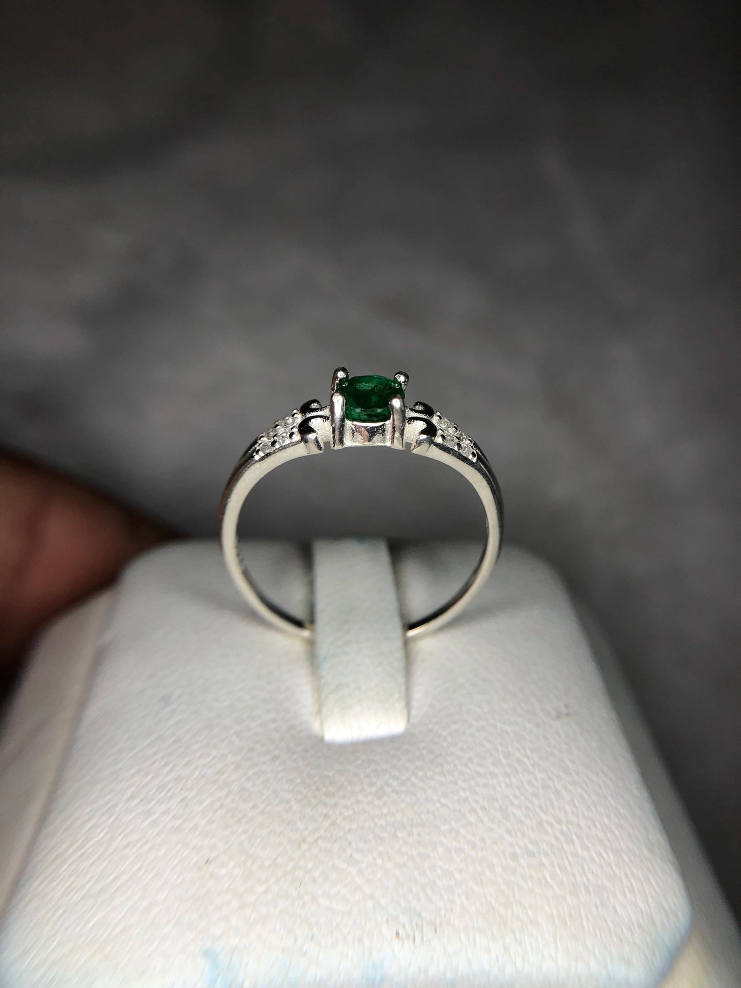 Ring van 925 sterling zilver met 6,80 ct natuurlijke Zambiaanse smaragd