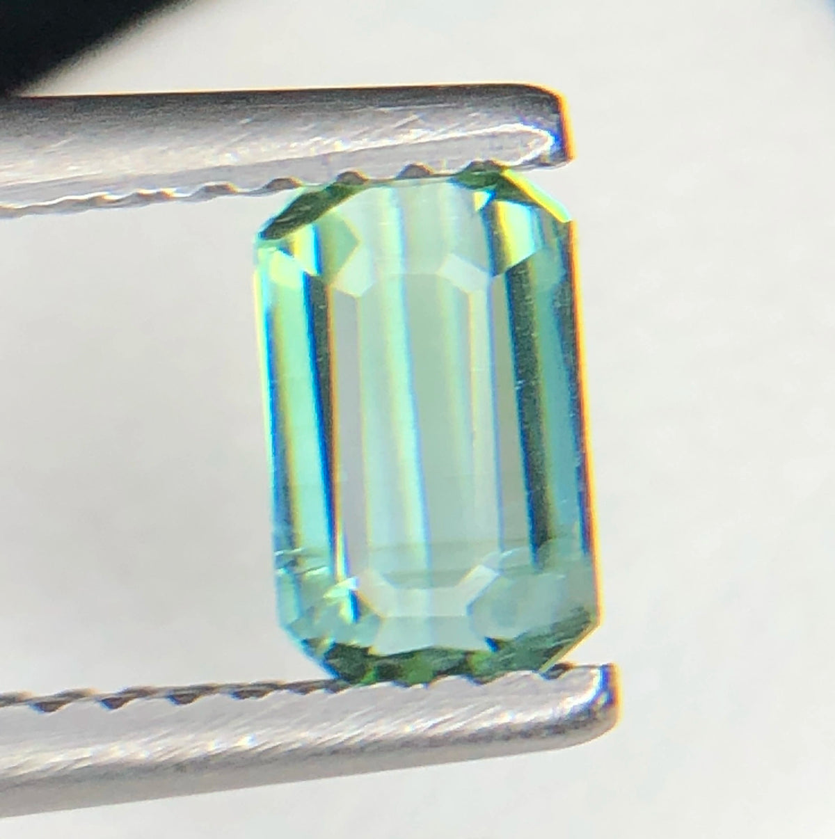 Natuurlijke Groene Toermalijn 0,65 ct – Octagon Cut Losse Edelsteen