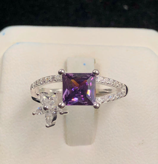 Ring van 925 zilver met 12,10 ct cubic zirconia