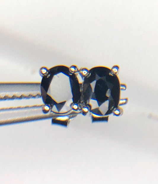 Natuurlijke Royal Blue Saffier Oorstekers 4,50 ct – 925 Sterling Zilver Rhodium Plated
