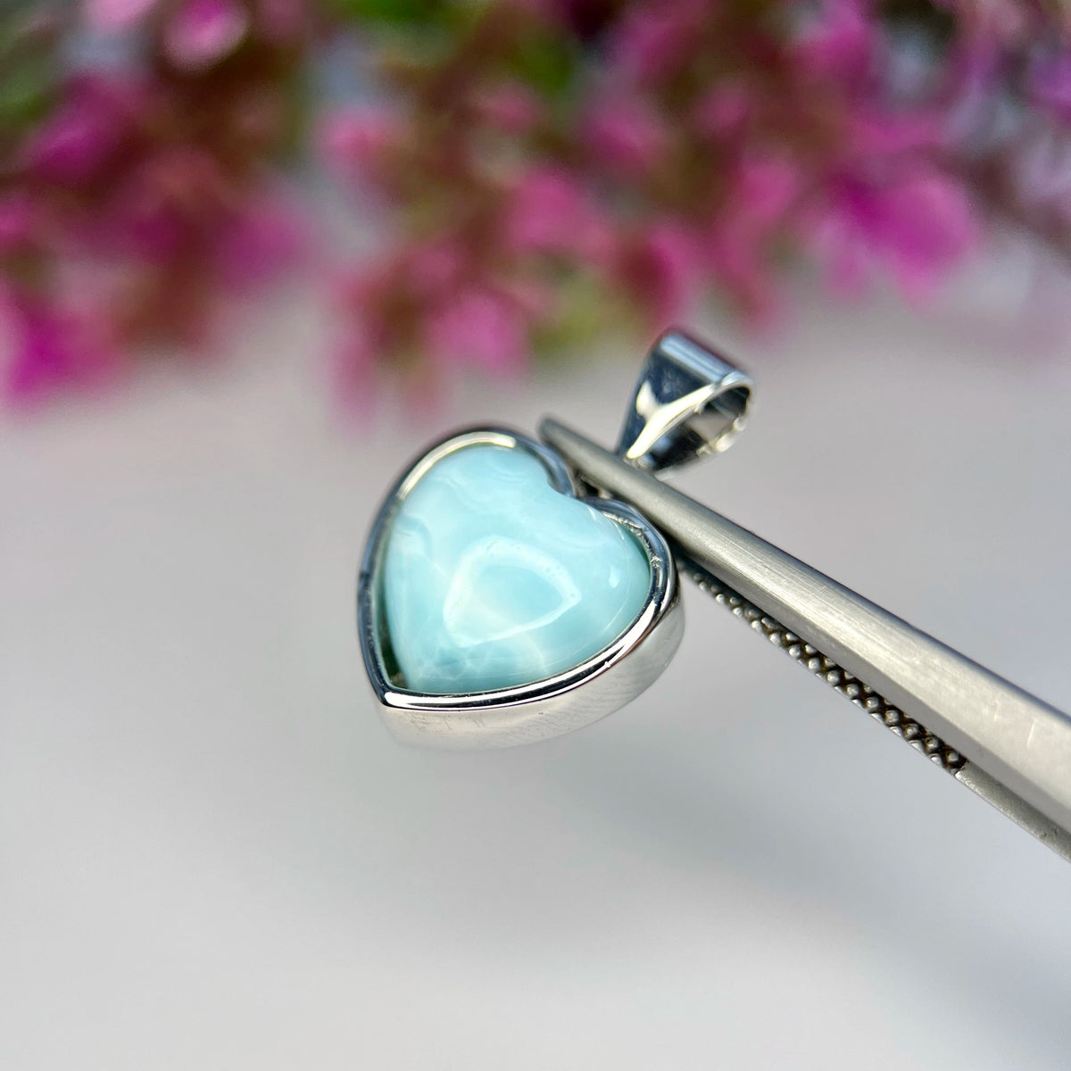 Natuurlijke Larimar Hanger – Zeldzame Blauwe Edelsteen Rhodium Plated