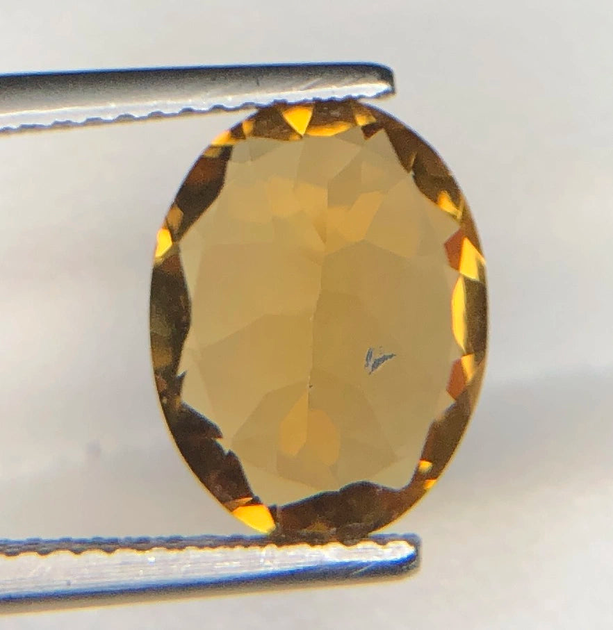 Natuurlijke Citrien 3,95 ct – Ovaal Facetgeslepen Goudgele Edelsteen 11,6 × 9,2 mm