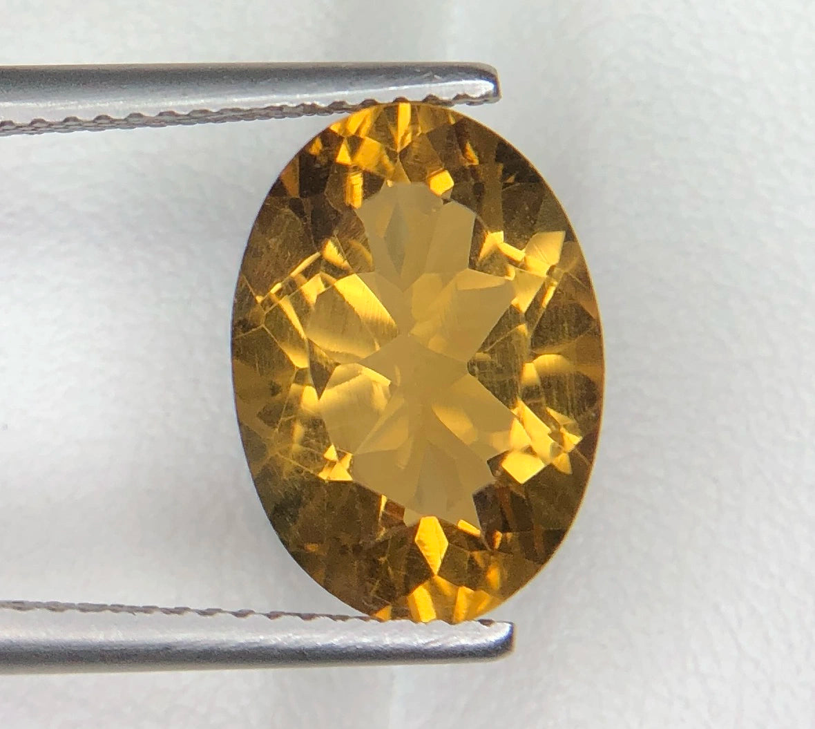 Natuurlijke Citrien 5,65 ct – Ovaal Geslepen Losse Edelsteen