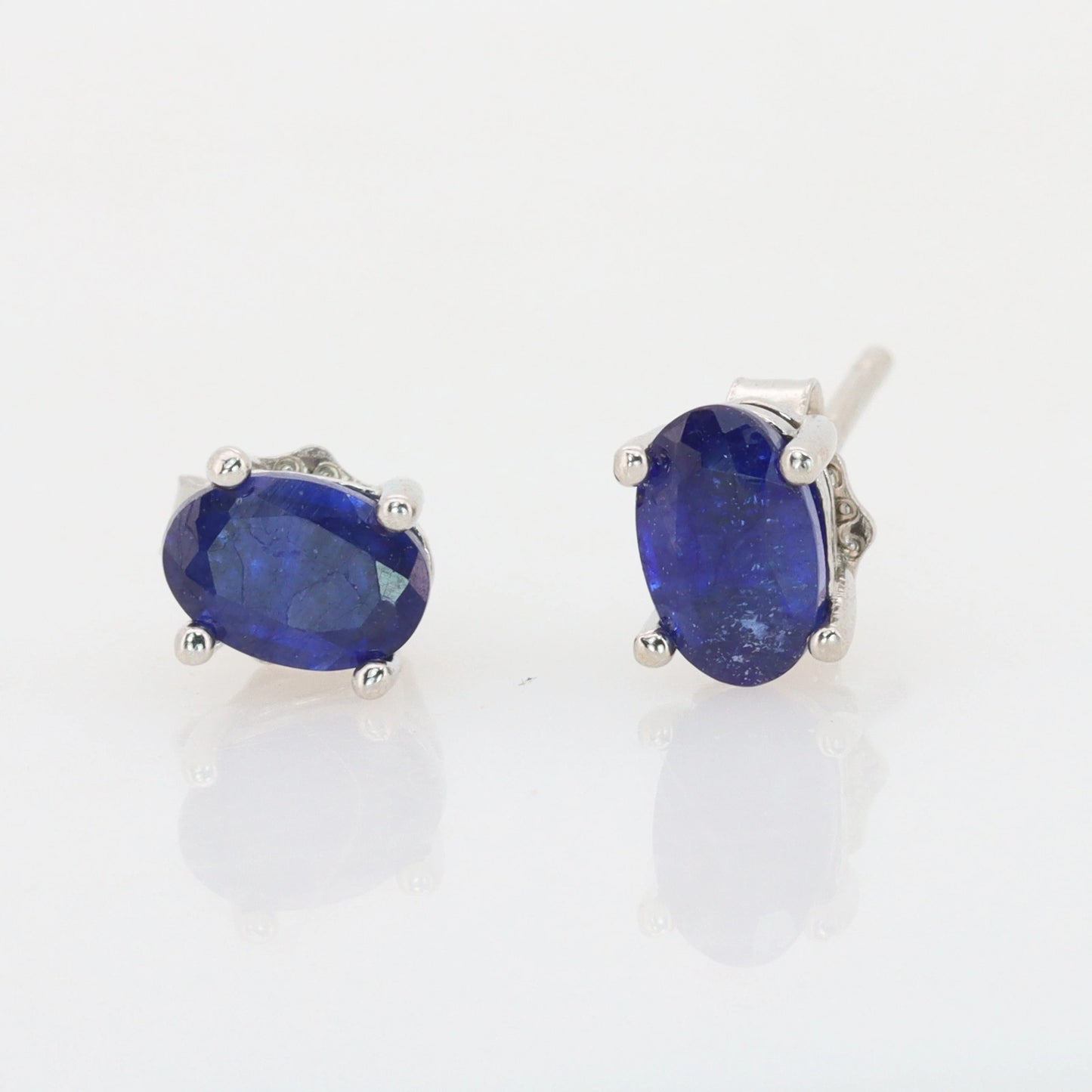 Gecertificeerde oorbellen met saffier – 925 sterling zilver