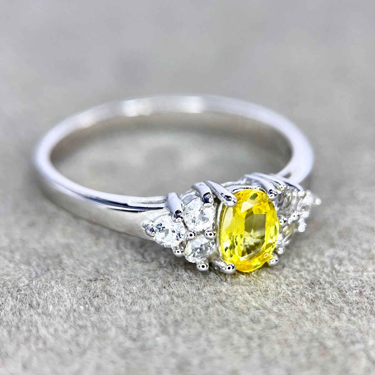 Natuurlijke saffierring – geel, 925 sterling zilver