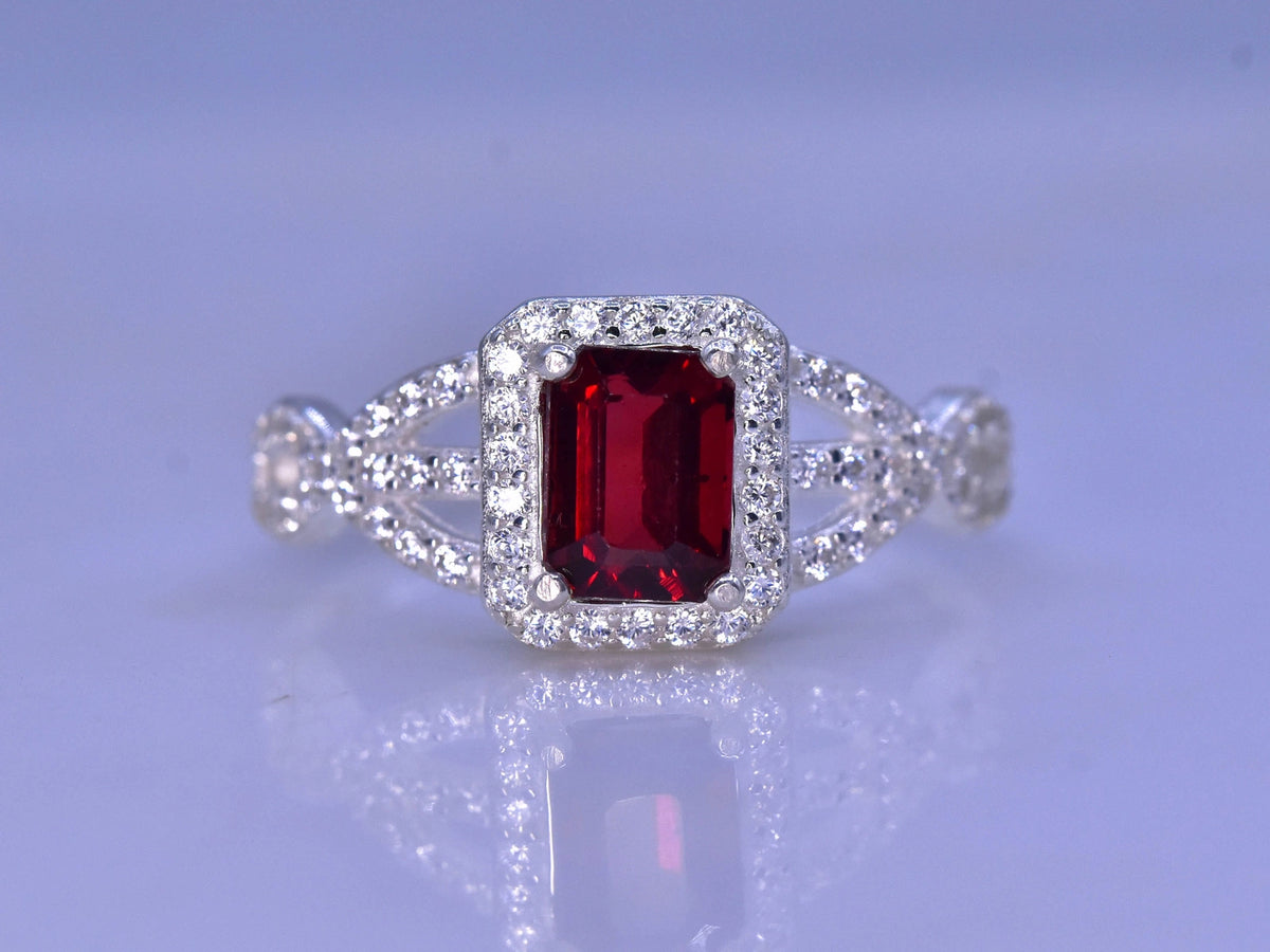 Natuurlijke Rode Granaat Damesring 11,60 CT – 925 Zilver