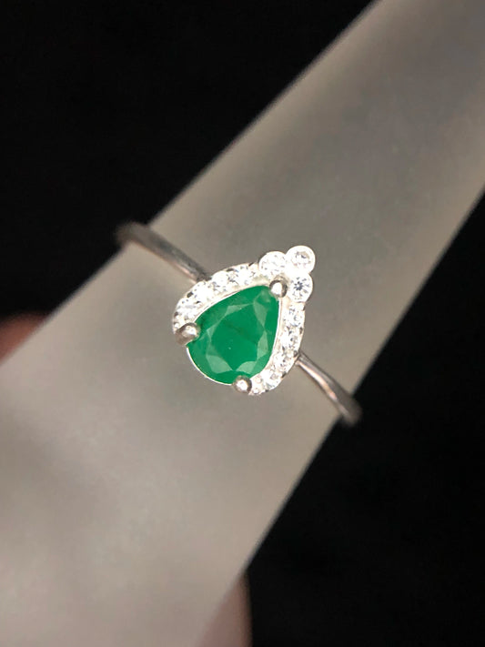 Ring van 925 sterling zilver met 6,60 ct natuurlijke smaragd