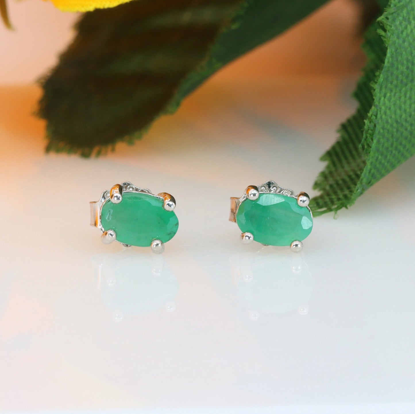 Gecertificeerde oorbellen met smaragd – groen, 925 sterling zilver