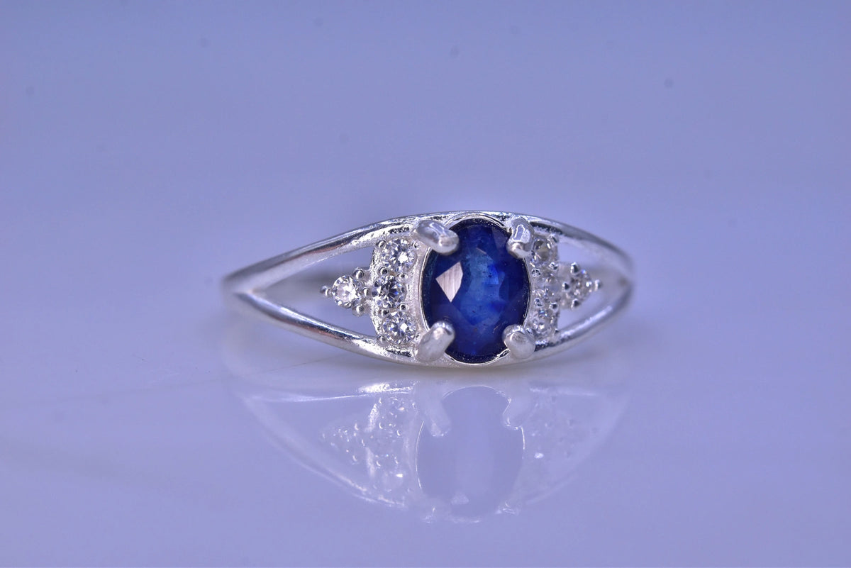 Natuurlijke Blauwe Saffier Ring – 925 Sterling Zilver – Rhodium Plated