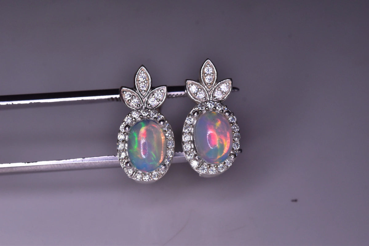 Natuurlijke Witte Opaal Oorbellen – 925 Sterling Zilver – Elegant Design