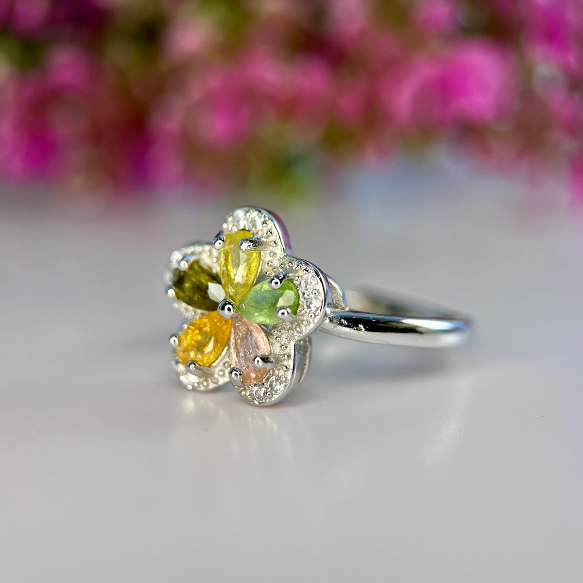 Natuurlijke Multi Tourmalijn Ring met Zirkonia – Rhodium Plated