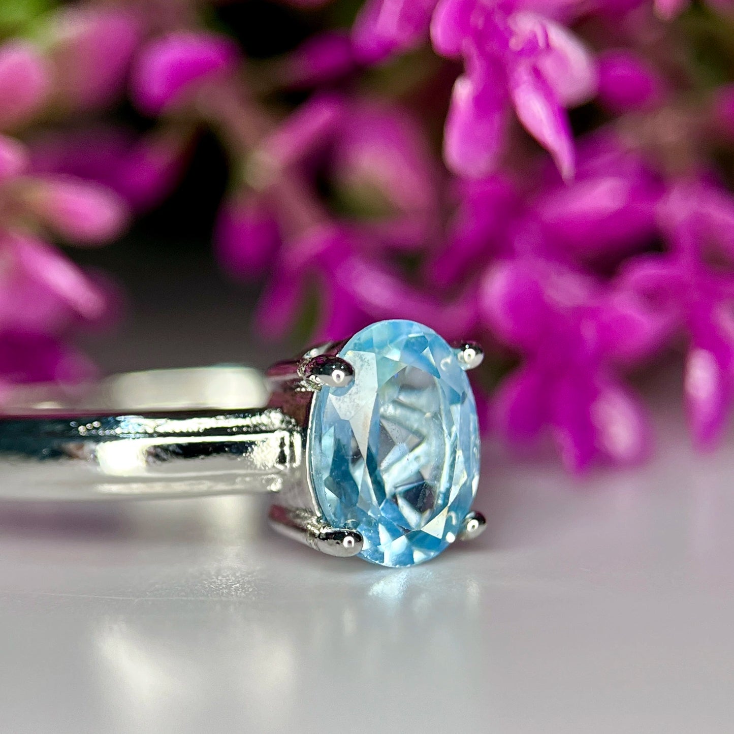 Natuurlijke topaasring – gerhodineerd, blauw