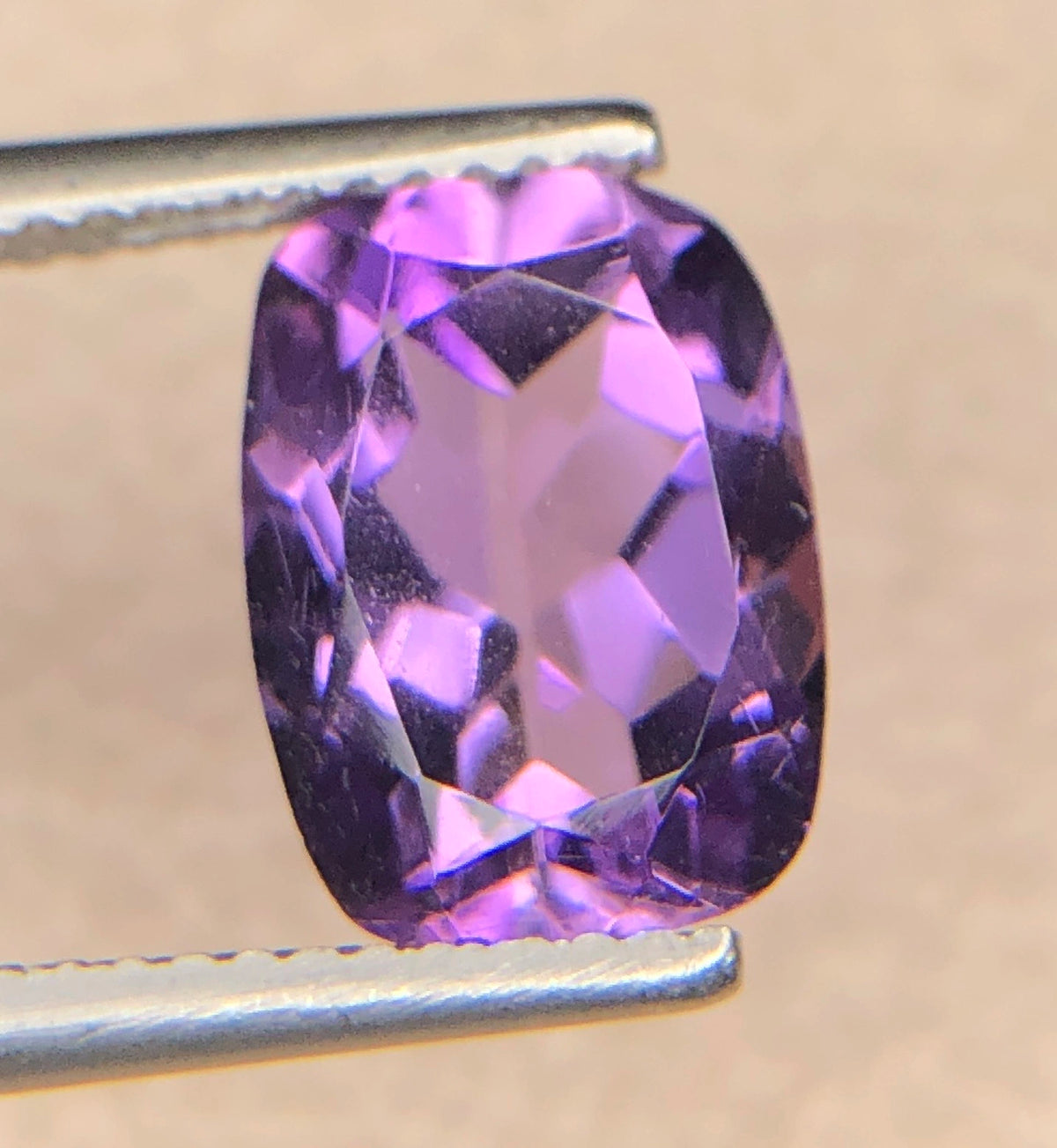 Natuurlijke Amethist 3,90 ct – Paarse Cushion Cut Losse Edelsteen 10,9 × 8 mm