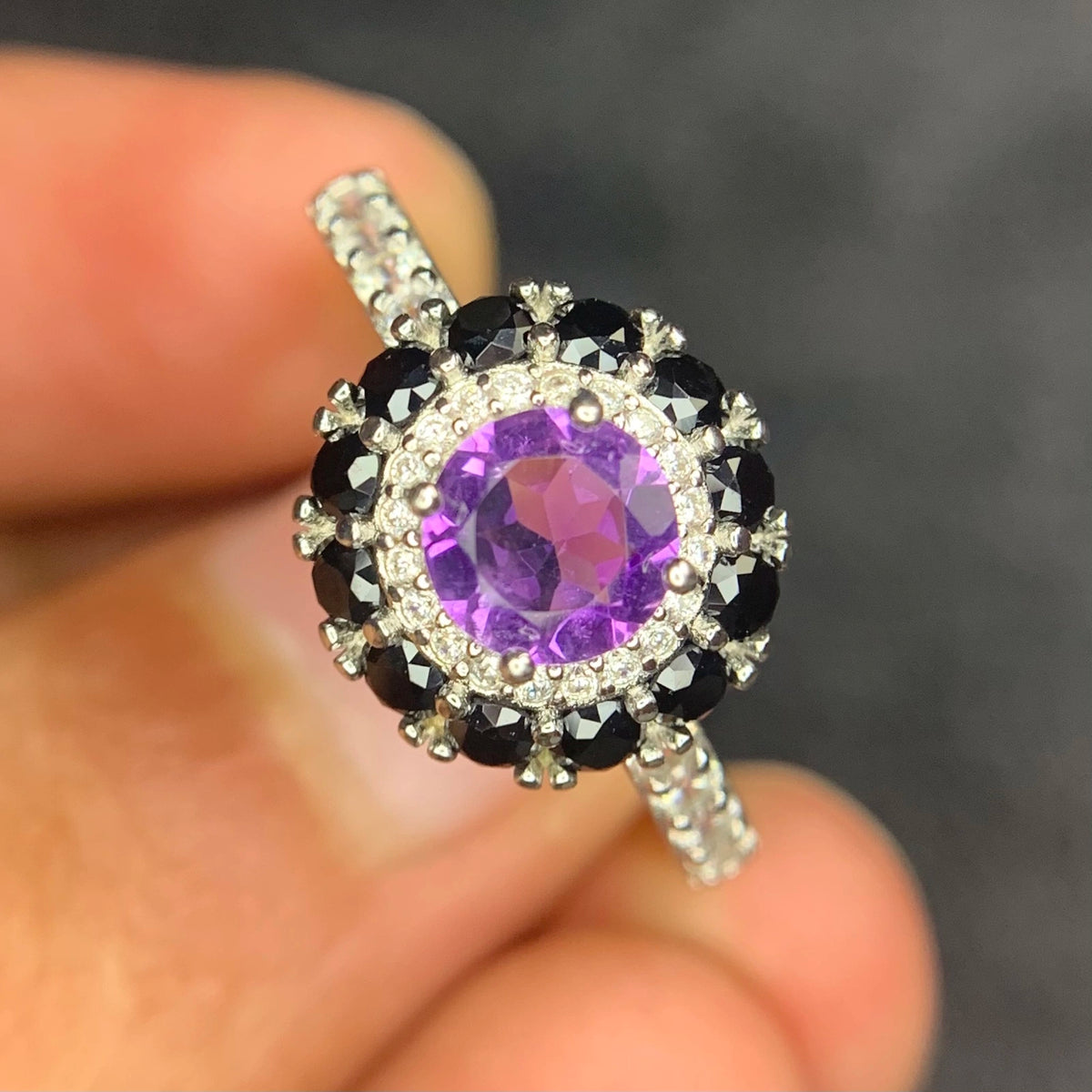 Natuurlijke Amethist Ring met Spinel – 925 Sterling Zilver – Rhodium Plated