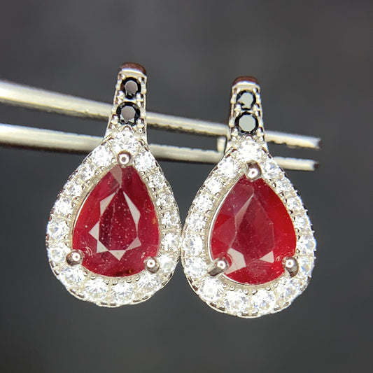 Natuurlijke Robijn Oorstekers met Spinel – 925 Sterling Zilver – Rhodium Plated