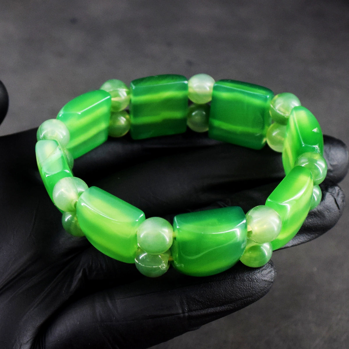 Echte Onyx Stretch Kralenarmband 163,00 CT