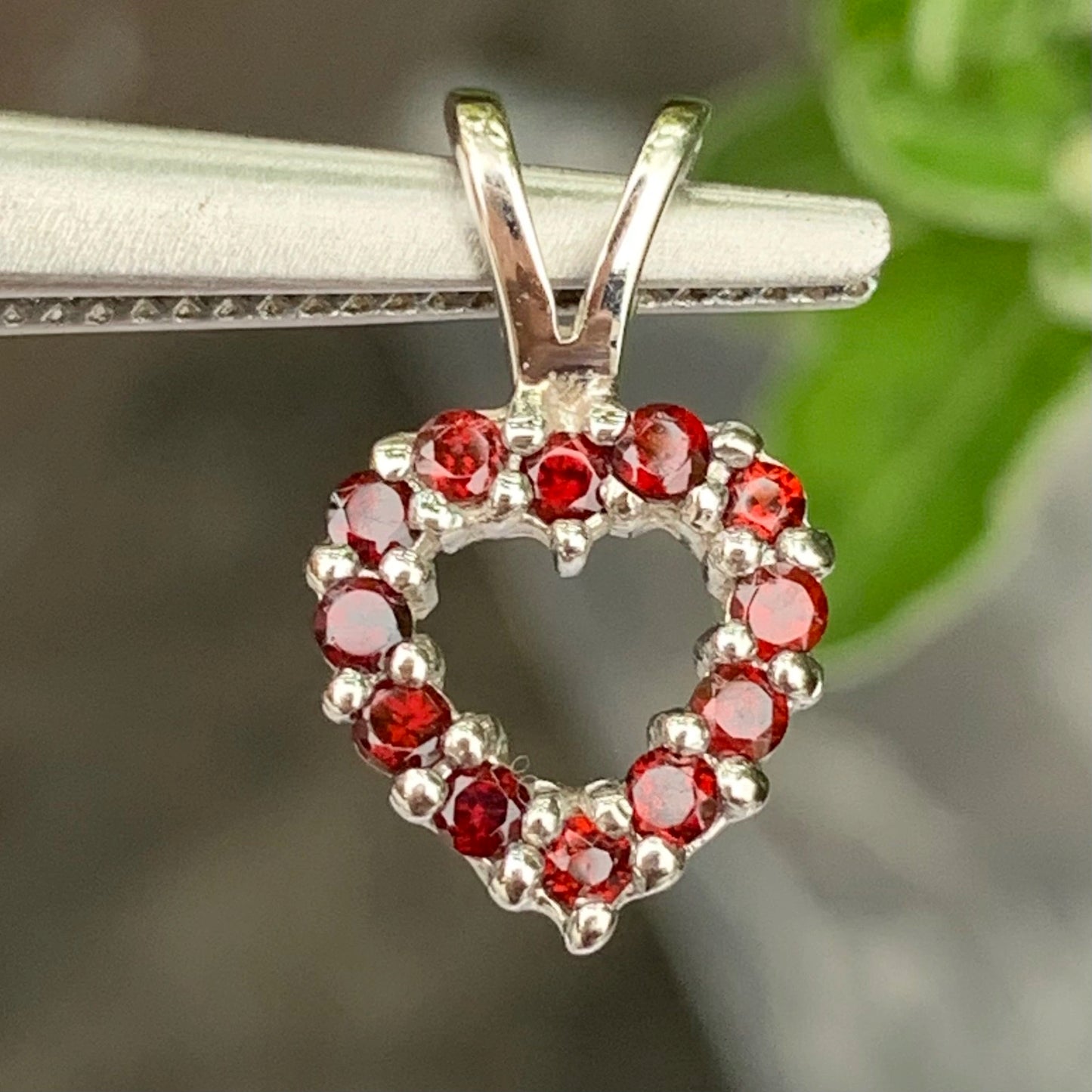 Granaathanger – 6.35 ct, gerhodineerd, hartvormig, 925 sterling zilver