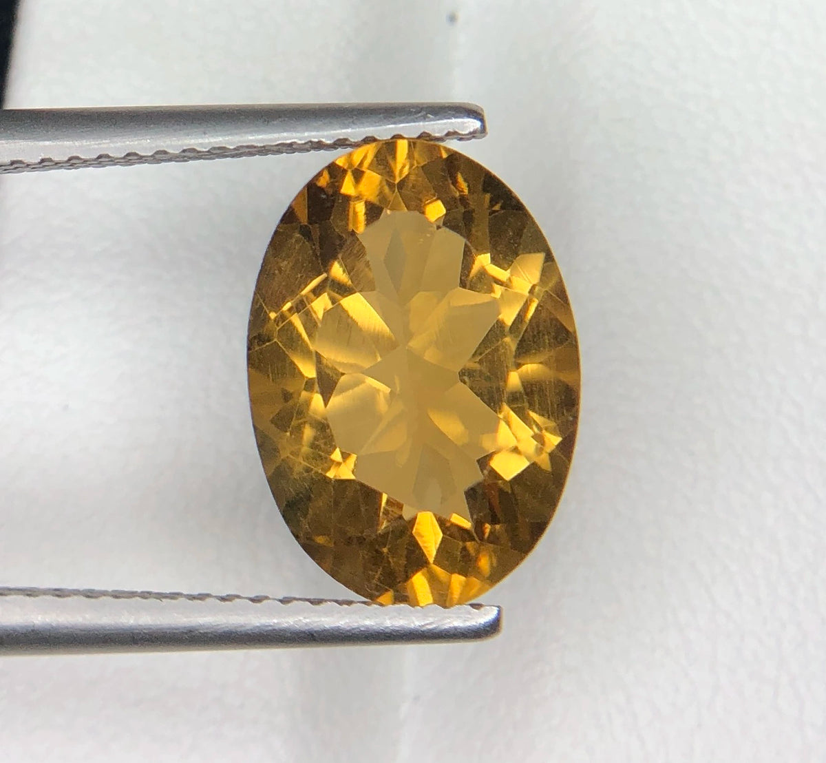 Natuurlijke Citrien 5,65 ct – Ovaal Geslepen Losse Edelsteen