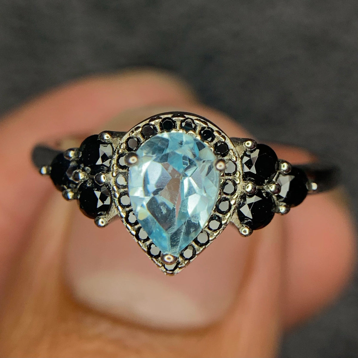 Natuurlijke Swiss Blue Topaas & Spinel Ring – 15,47 ct – 925 Sterling Zilver
