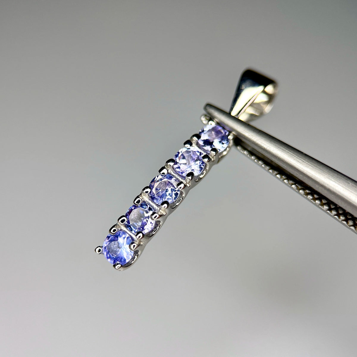 Natuurlijke Tanzaniet Hanger – 925 Sterling Zilver