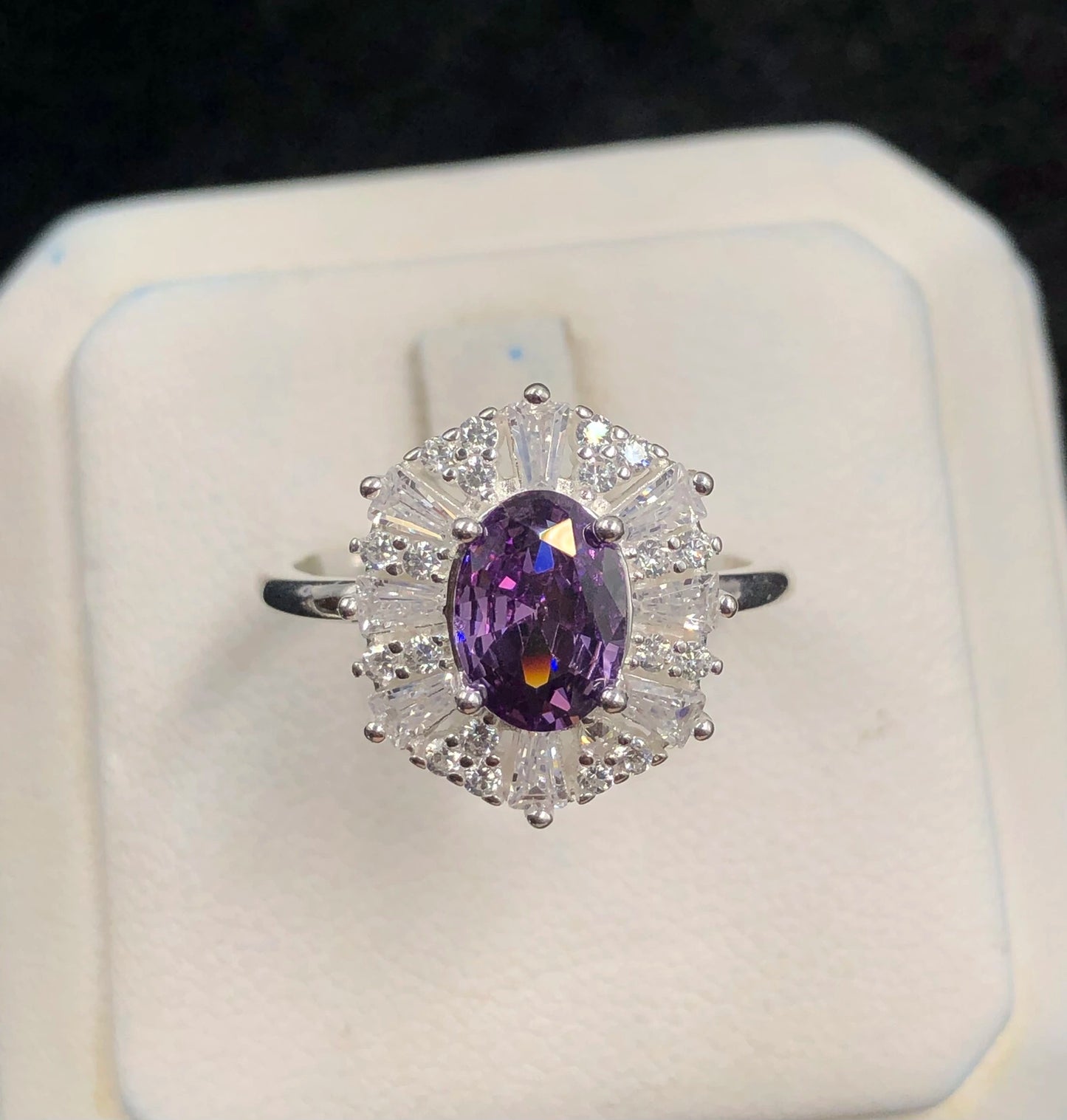 Ring van 925 zilver met 14,65 ct cubic zirconia