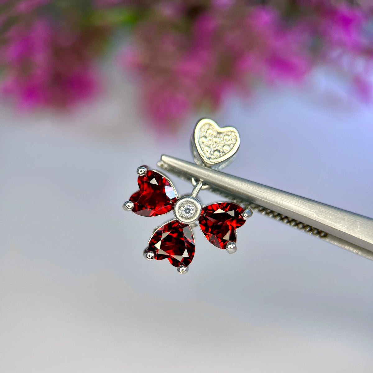 Natuurlijke Rode Granaat Ring met Zirkonia – Rhodium Plated