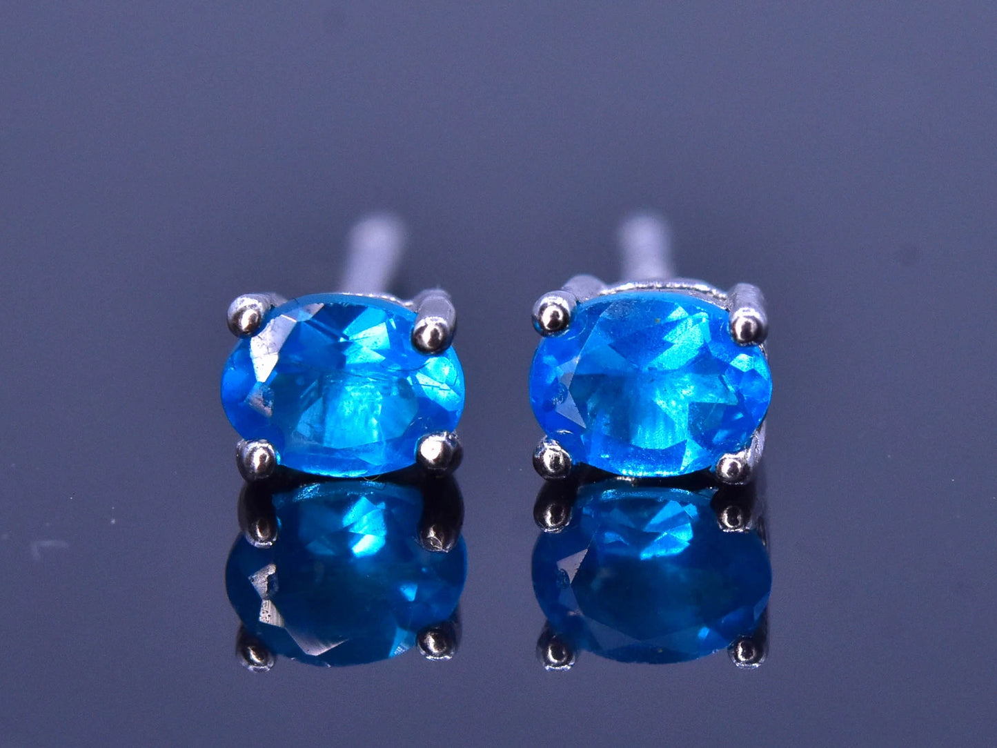 Natuurlijke oorbellen met apatiet – 3.05 ct, 925 sterling zilver