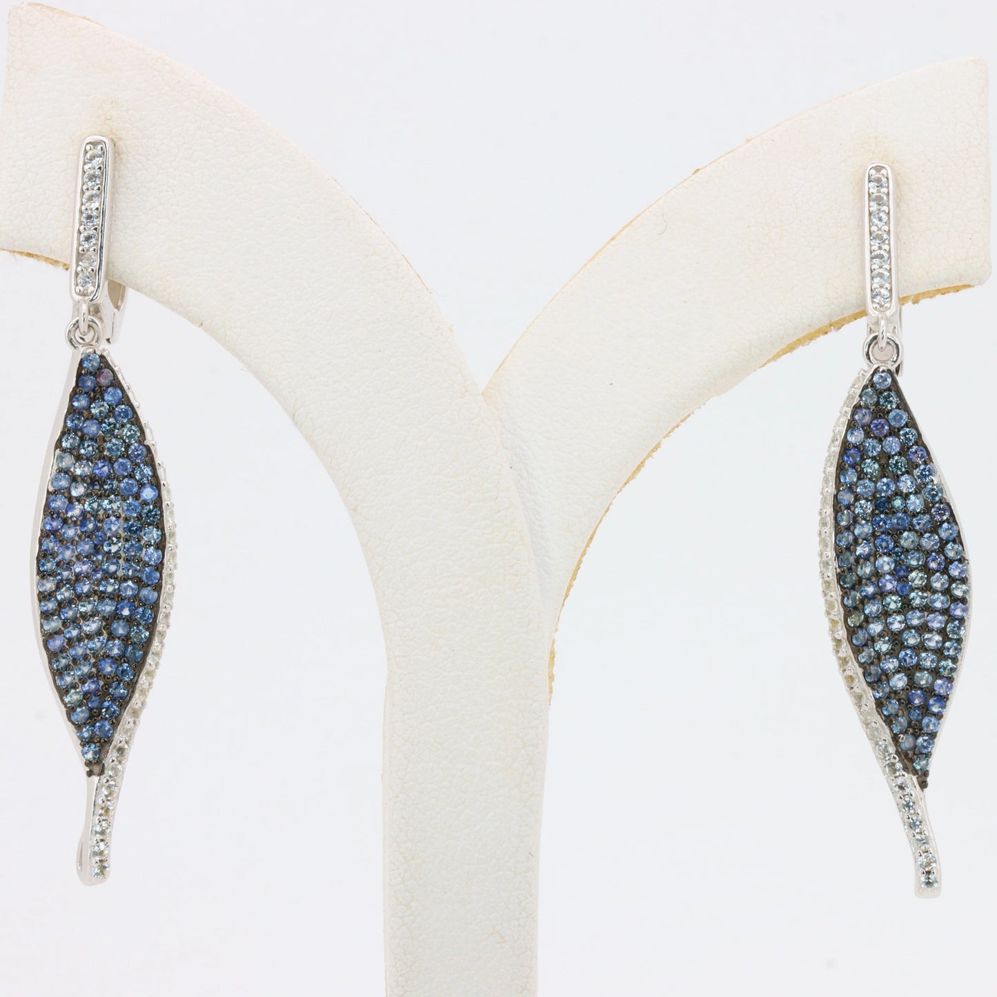 Gecertificeerde oorbellen met saffier – 925 sterling zilver